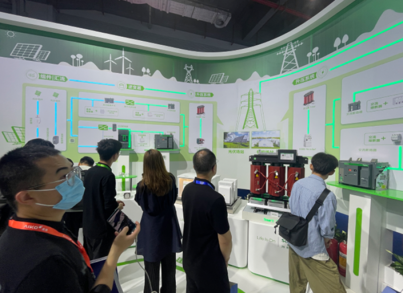 中國(guó)新能源裝機(jī)規(guī)模高速增長(zhǎng),“全域保護(hù)”推動(dòng)儲(chǔ)能系統(tǒng)安全標(biāo)準(zhǔn)提升 | SNEC 2025 中國(guó)新能源裝機(jī)規(guī)模高速增長(zhǎng),“全域保護(hù)”推動(dòng)儲(chǔ)能系統(tǒng)安全標(biāo)準(zhǔn)提升 | SNEC 2025